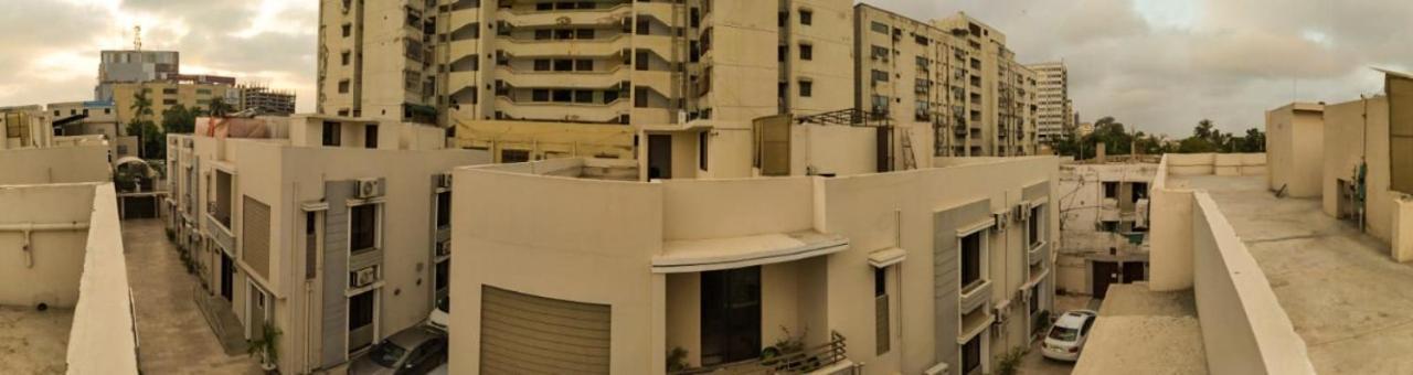LOKAL Rooms x Shahrah-e-Faisal  Karatschi Exterior foto